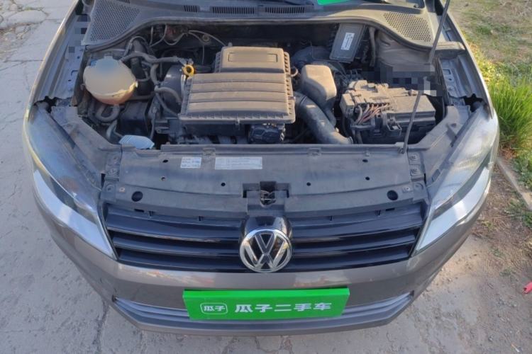 Used Volkswagen Jetta 2013 1.6L Manual Fashion Edition Engine Bay