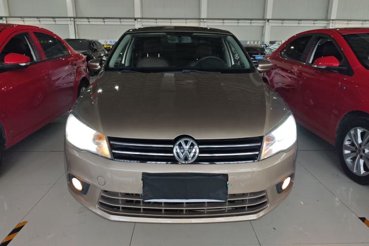 Used Volkswagen Jetta 2013 1.6L Manual Comfort Model Front
