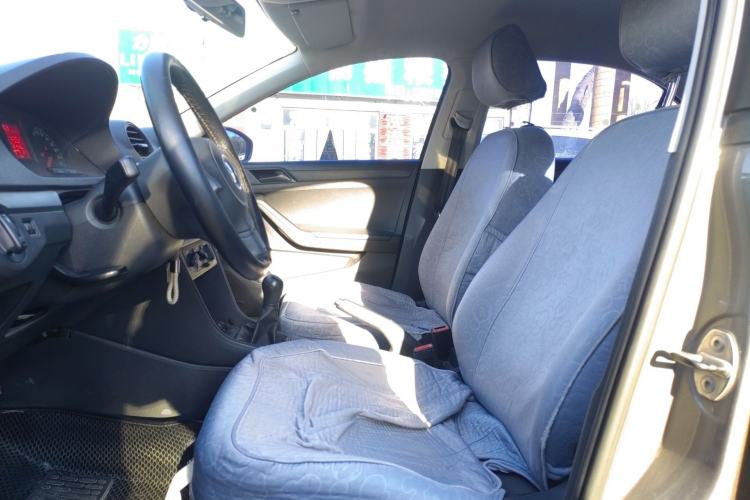 Used Volkswagen Jetta 2013 1.6L Manual Fashion Edition Left Front Seat