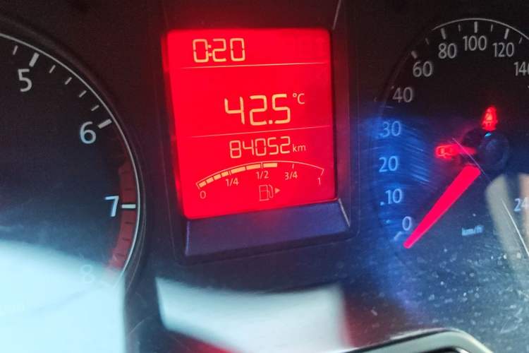 Used Volkswagen Jetta 2013 1.6L Manual Fashion Edition Odometer Close Up