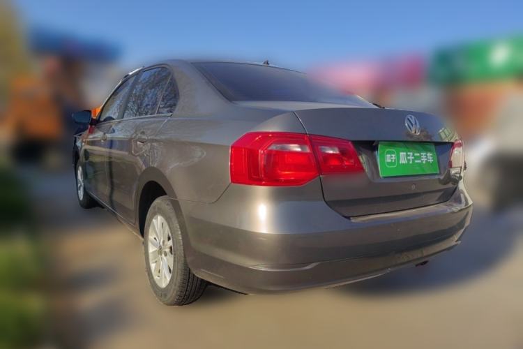 Used Volkswagen Jetta 2013 1.6L Manual Fashion Edition Rear Left 45 Deg