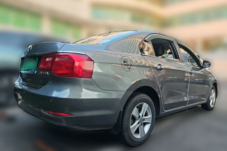 Used Volkswagen Jetta 2013 1.6L Manual Fashion Edition Rear Right 45 Deg