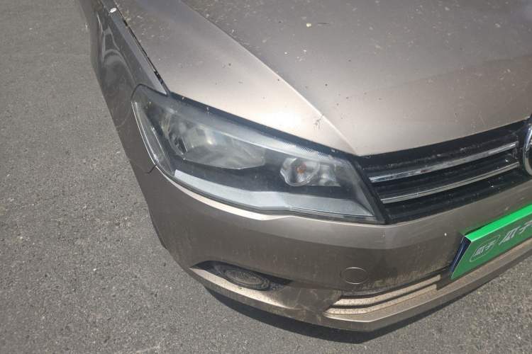 Used Volkswagen Jetta 2013 1.4L Manual Comfort Model Right Front Headlight