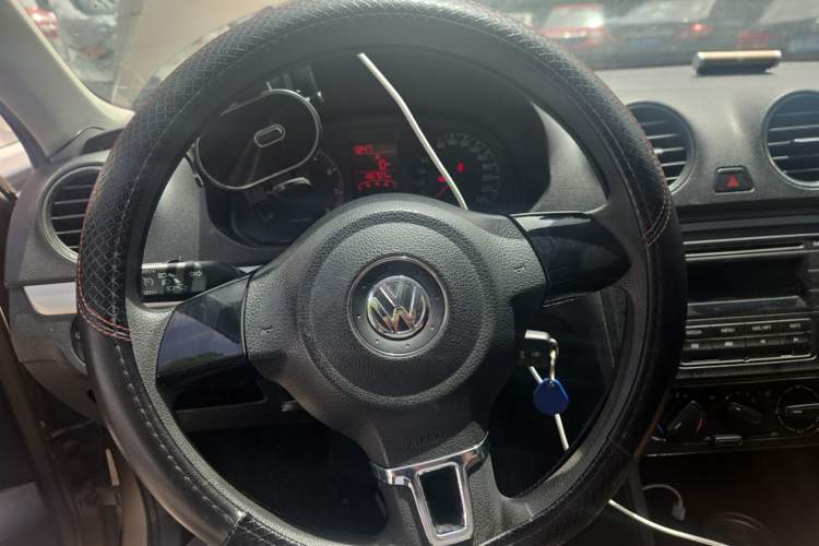 Used Volkswagen Jetta 2013 1.4L Manual Comfort Model Steering Wheel