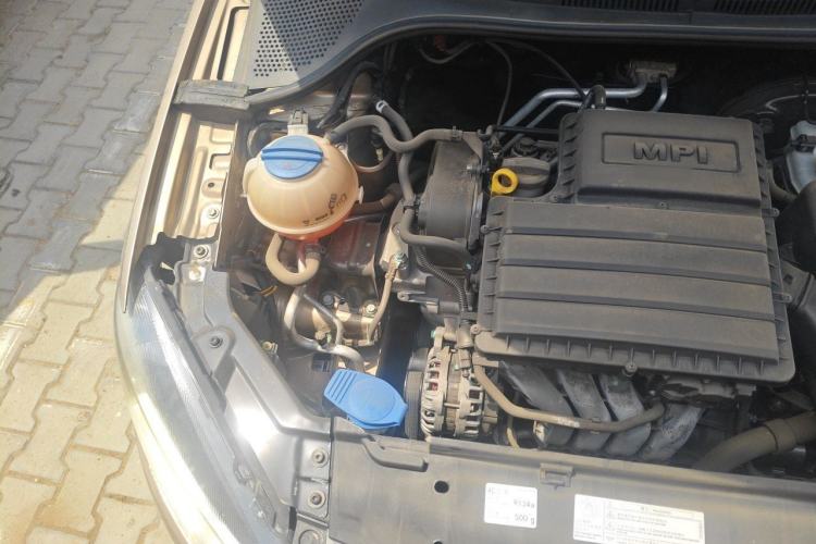 Used Volkswagen Jetta 2013 1.6L Manual Comfort Model Engine Bay Right