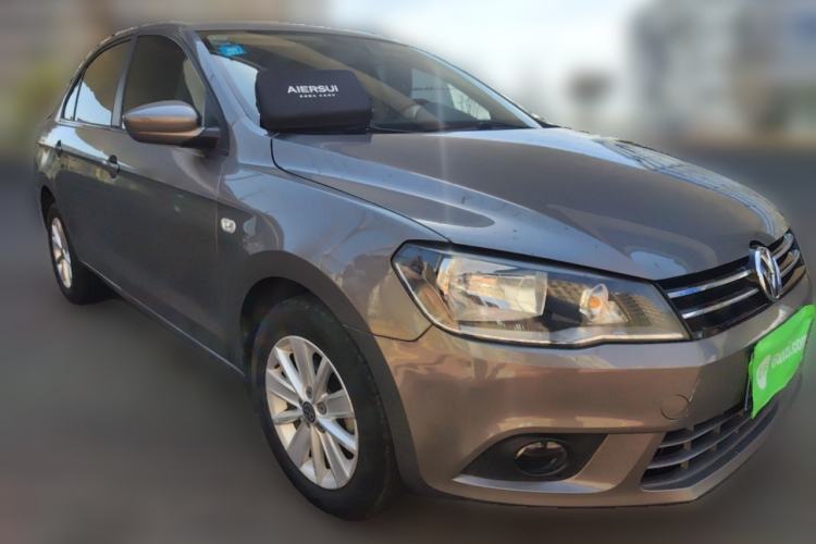 Used Volkswagen Jetta 2013 1.6L Automatic Comfort Model Front Right 45 Deg