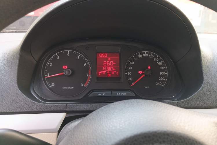Used Volkswagen Jetta 2013 1.6L Manual Comfort Model Instrument Cluster