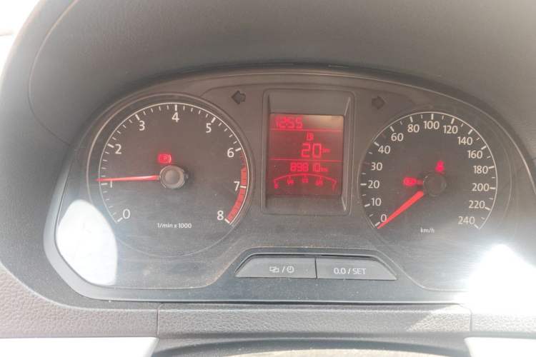 Used Volkswagen Jetta 2013 1.6L Manual Comfort Model Instrument Cluster