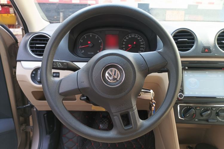 Used Volkswagen Jetta 2013 1.6L Manual Comfort Model Steering Wheel