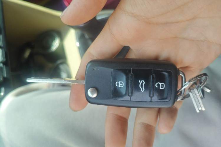 Used Volkswagen Jetta 2013 1.6L Manual Comfort Model Vehicle Key