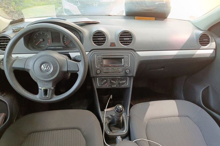 Used Volkswagen Jetta 2013 1.4L Manual Comfort Model Center Console