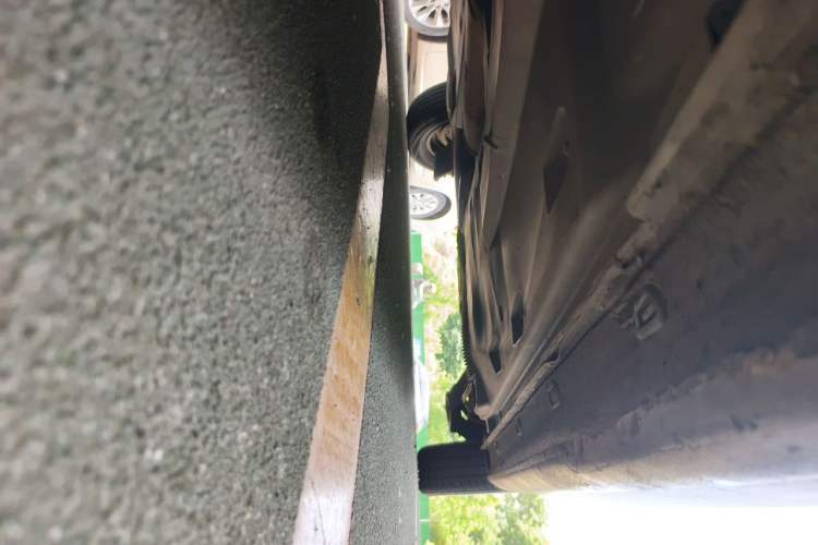 Used Volkswagen Jetta 2013 1.6L Manual Fashion Edition Chassis Front Left