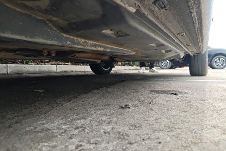 Used Volkswagen Jetta 2013 1.6L Manual Comfort Model Chassis Front Left