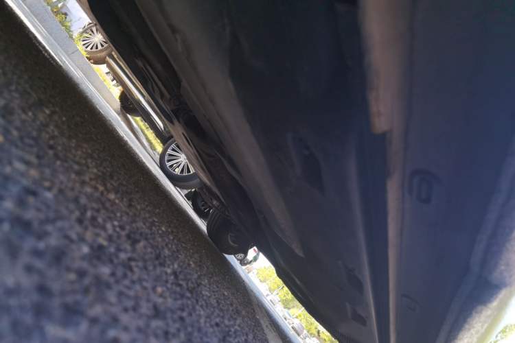 Used Volkswagen Jetta 2013 1.6L Manual Fashion Edition Chassis Front Left