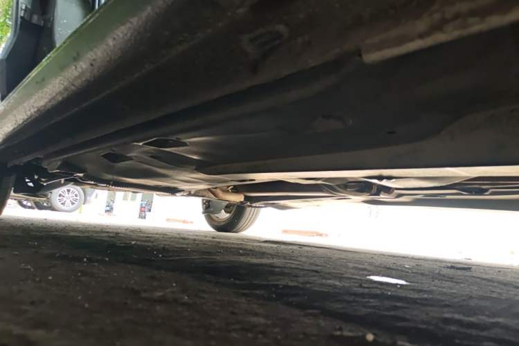 Used Volkswagen Jetta 2013 1.6L Manual Comfort Model Chassis Front Right