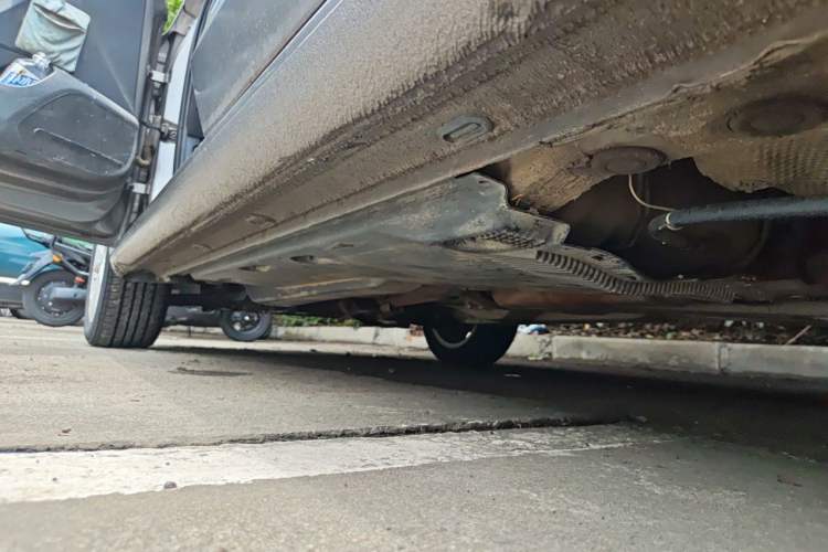 Used Volkswagen Jetta 2013 1.6L Manual Comfort Model Chassis Rear Left