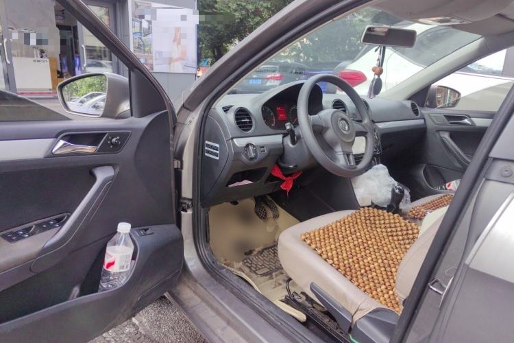 Used Volkswagen Jetta 2013 1.6L Manual Comfort Model Driver Seat