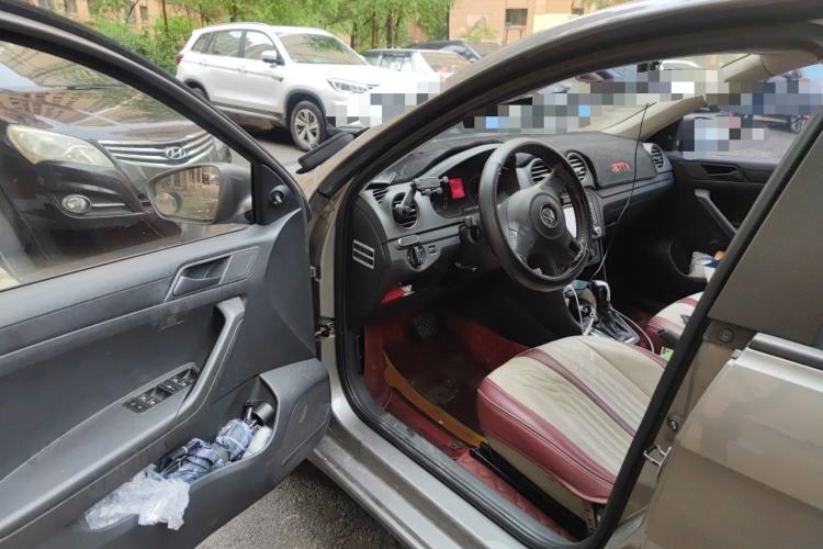 Used Volkswagen Jetta 2013 1.6L Automatic Fashion Model Driver Seat