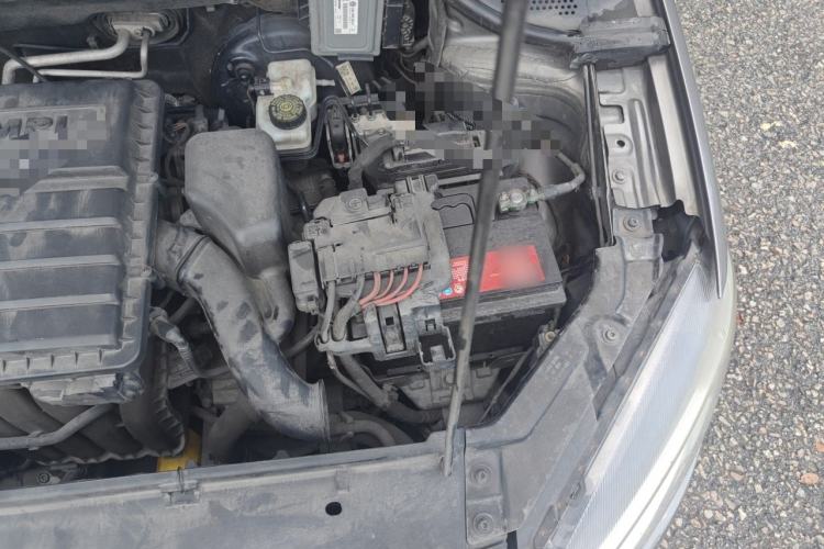 Used Volkswagen Jetta 2013 1.6L Automatic Comfort Model Engine Bay Left