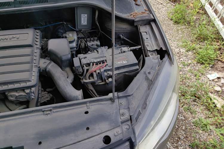 Used Volkswagen Jetta 2013 1.4L Manual Comfort Model Engine Bay Left