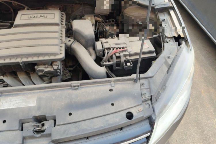 Used Volkswagen Jetta 2013 1.6L Manual Comfort Model Engine Bay Left