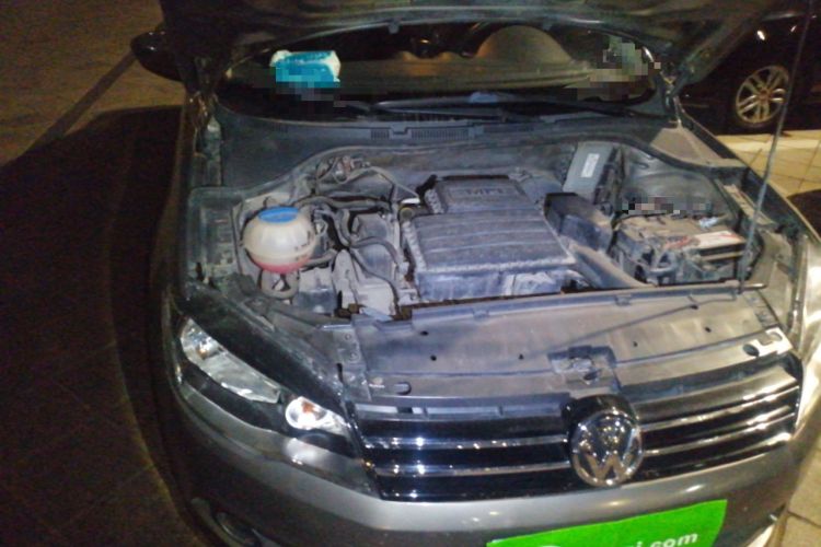 Used Volkswagen Jetta 2013 1.6L Automatic Comfort Model Engine Bay Right