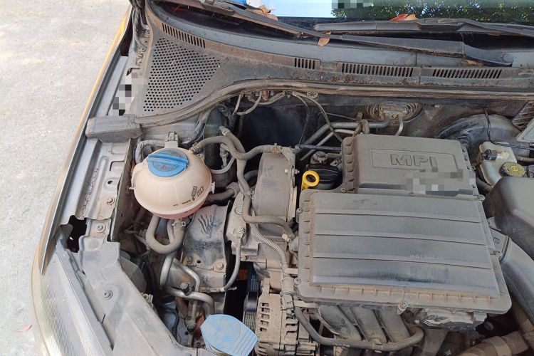 Used Volkswagen Jetta 2013 1.4L Manual Comfort Model Engine Bay Right