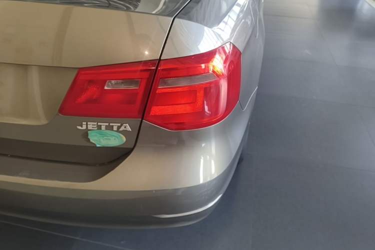 Used Volkswagen Jetta 2013 1.6L Automatic Comfort Model Exterior 3