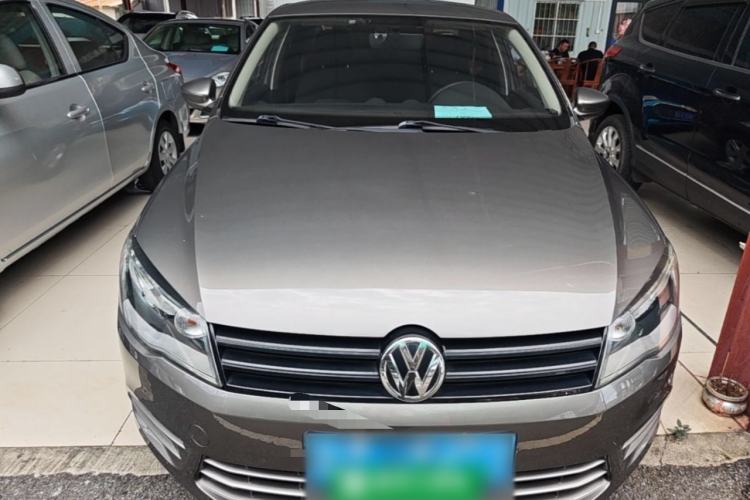 Used Volkswagen Jetta 2013 1.6L Automatic Fashion Model Front