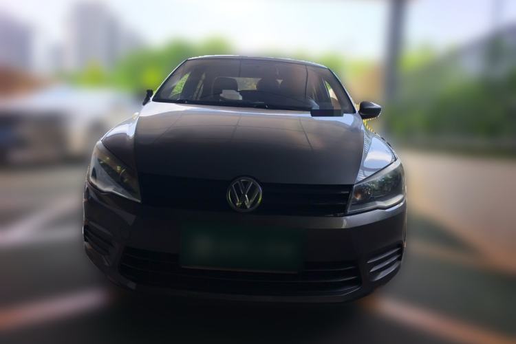 Used Volkswagen Jetta 2013 1.6L Manual Fashion Edition Front