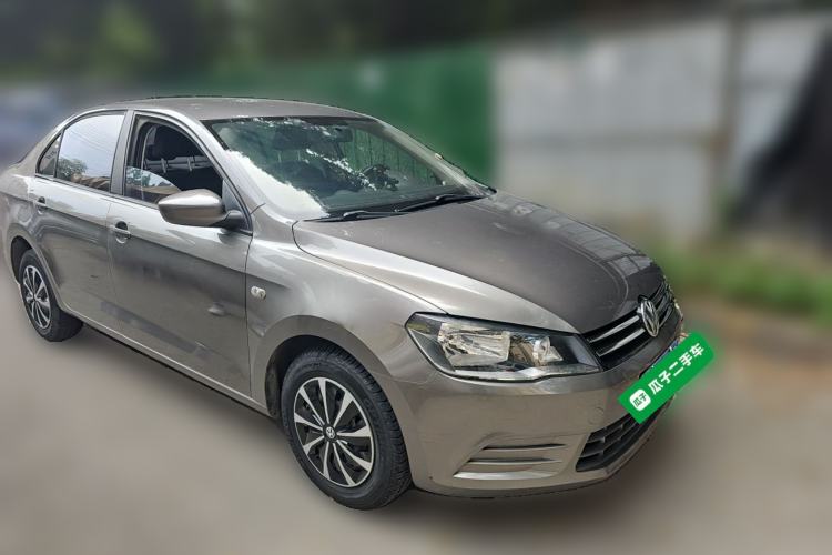 Used Volkswagen Jetta 2013 1.6L Automatic Fashion Model Front Right 45 Deg
