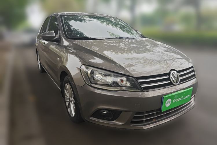 Used Volkswagen Jetta 2013 1.6L Automatic Comfort Model Front Right 45 Deg