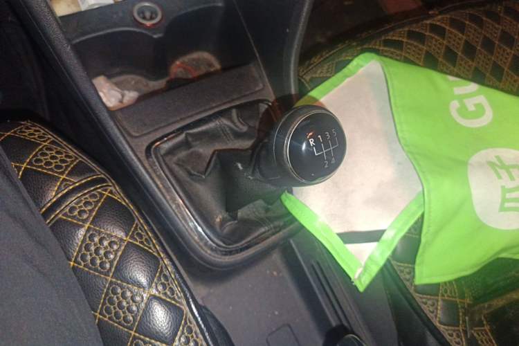 Used Volkswagen Jetta 2013 1.6L Manual Comfort Model Gear Lever