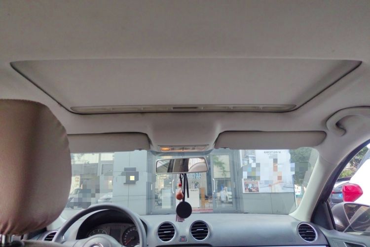 Used Volkswagen Jetta 2013 1.6L Manual Comfort Model Headliner