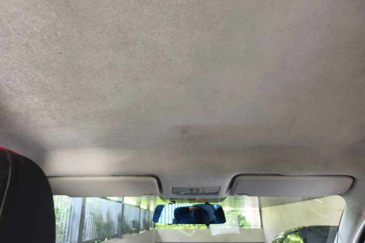 Used Volkswagen Jetta 2013 1.6L Manual Fashion Edition Headliner