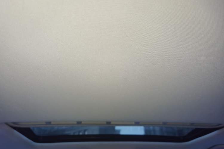 Used Volkswagen Jetta 2013 1.6L Manual Comfort Model Headliner