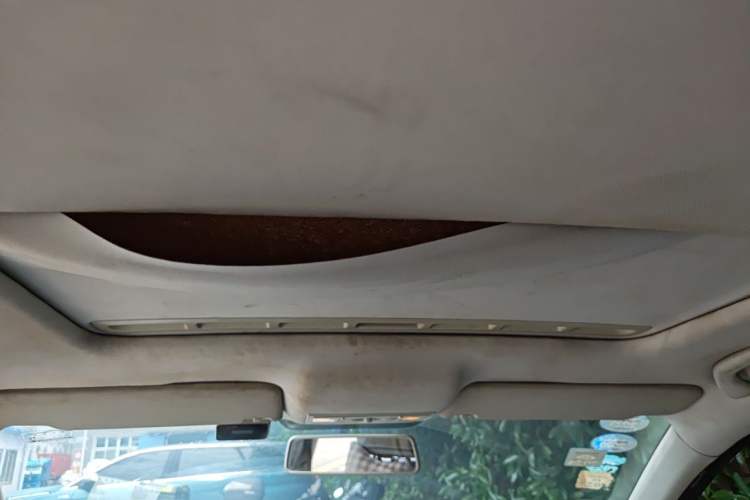 Used Volkswagen Jetta 2013 1.6L Manual Comfort Model Headliner