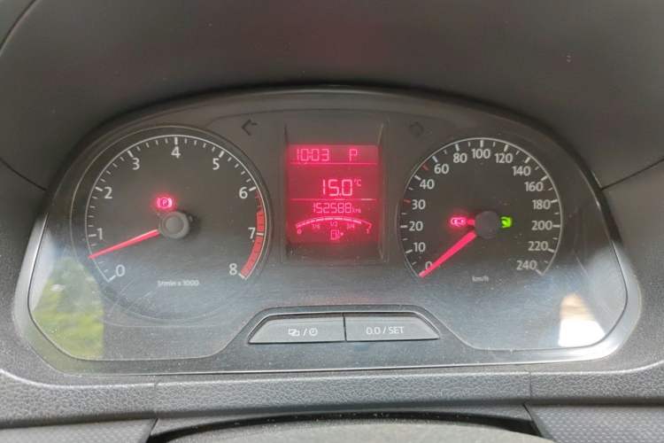 Used Volkswagen Jetta 2013 1.6L Automatic Fashion Model Instrument Cluster
