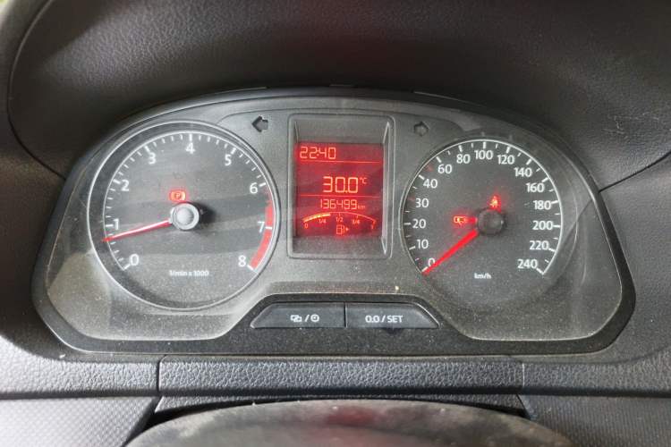 Used Volkswagen Jetta 2013 1.6L Manual Fashion Edition Instrument Cluster