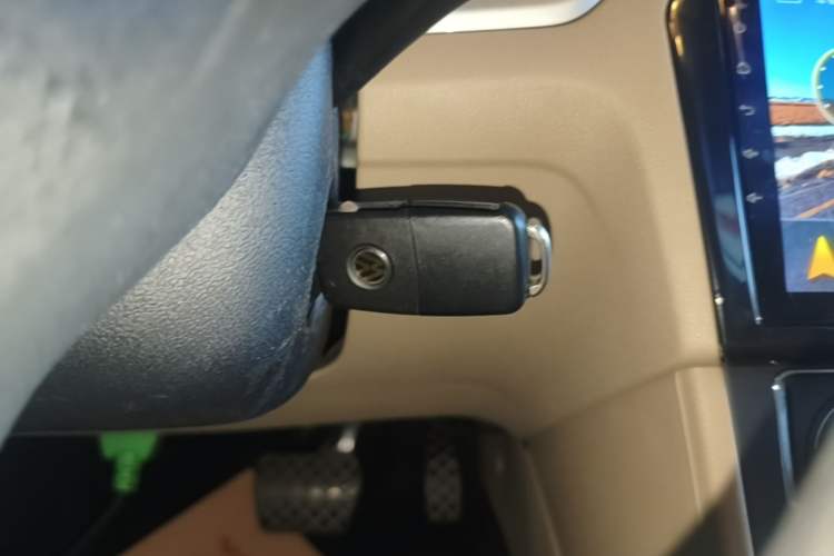 Used Volkswagen Jetta 2013 1.6L Automatic Comfort Model Interior 1