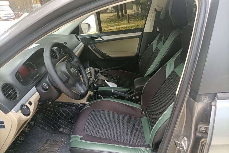 Used Volkswagen Jetta 2013 1.6L Manual Comfort Model Left Front Seat
