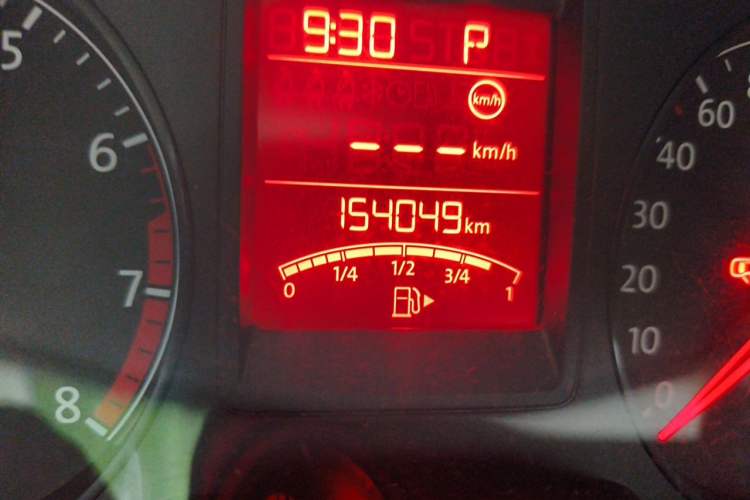 Used Volkswagen Jetta 2013 1.6L Automatic Comfort Model Odometer Close Up