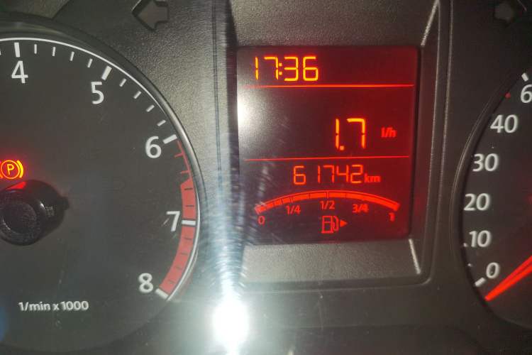 Used Volkswagen Jetta 2013 1.6L Manual Comfort Model Odometer Close Up