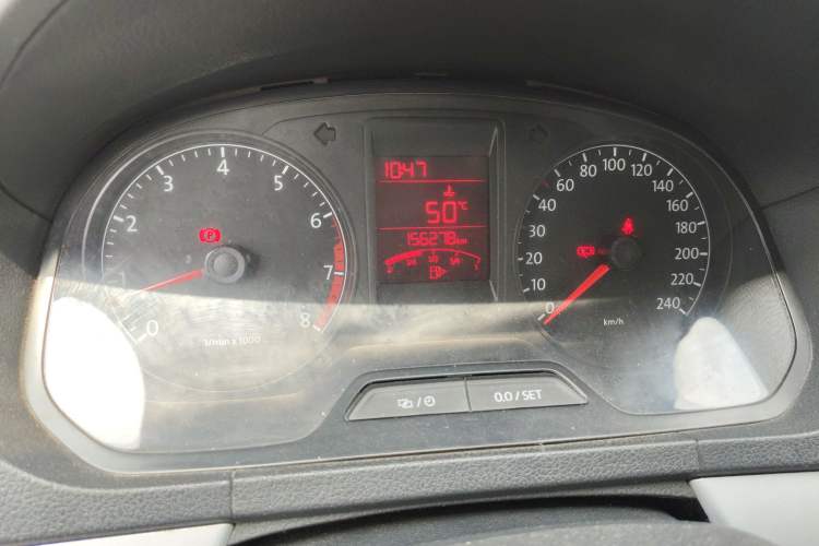 Used Volkswagen Jetta 2013 1.6L Manual Comfort Model Odometer Close Up