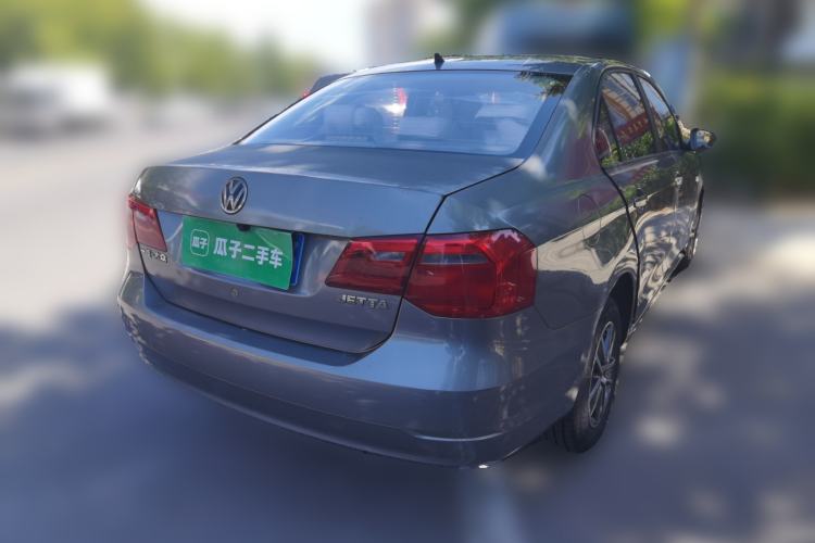 Used Volkswagen Jetta 2013 1.6L Manual Fashion Edition Rear Right 45 Deg