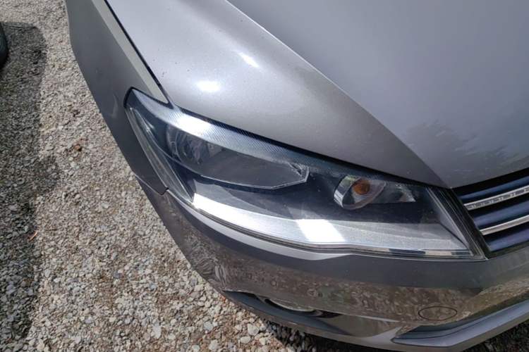 Used Volkswagen Jetta 2013 1.4L Manual Comfort Model Right Front Headlight