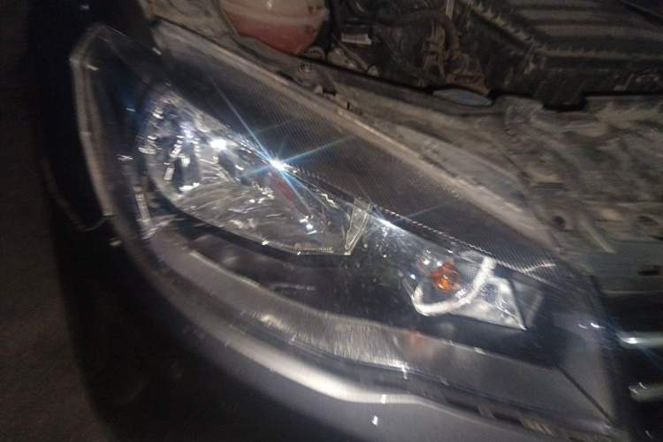 Used Volkswagen Jetta 2013 1.6L Manual Comfort Model Right Front Headlight