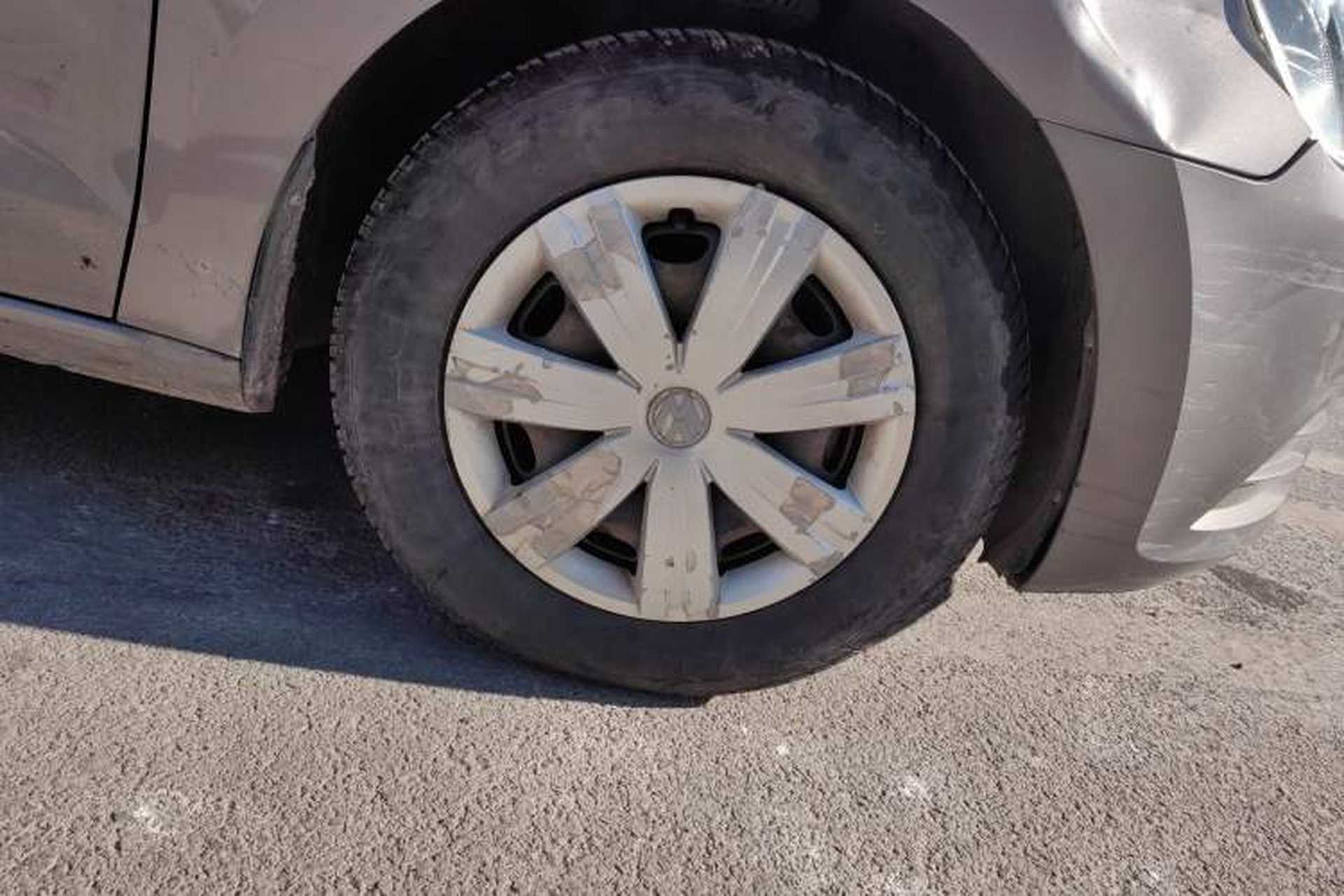 Used Volkswagen Jetta 2013 1.4L Manual Fashion Model Right Front Wheel Hub