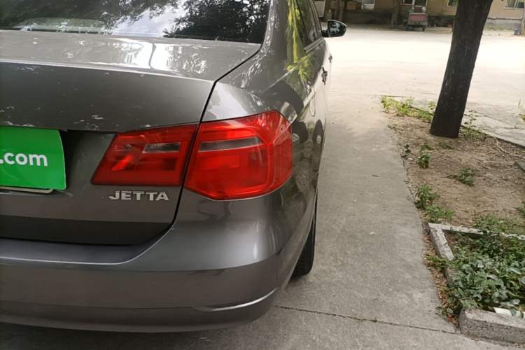 Used Volkswagen Jetta 2013 1.6L Manual Comfort Model Right Rear Taillight