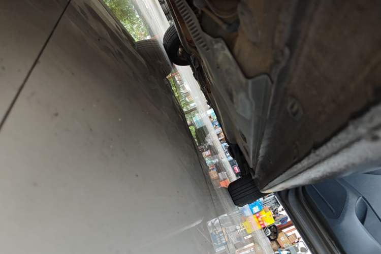 Used Volkswagen Jetta 2013 1.6L Automatic Fashion Model Right Side Sill
